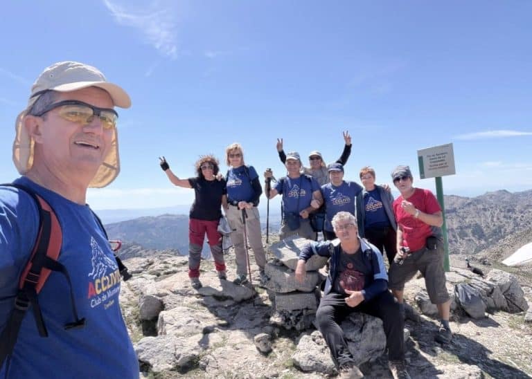 Fin de semana de cumbres con el Club de Montaña Acclivis.